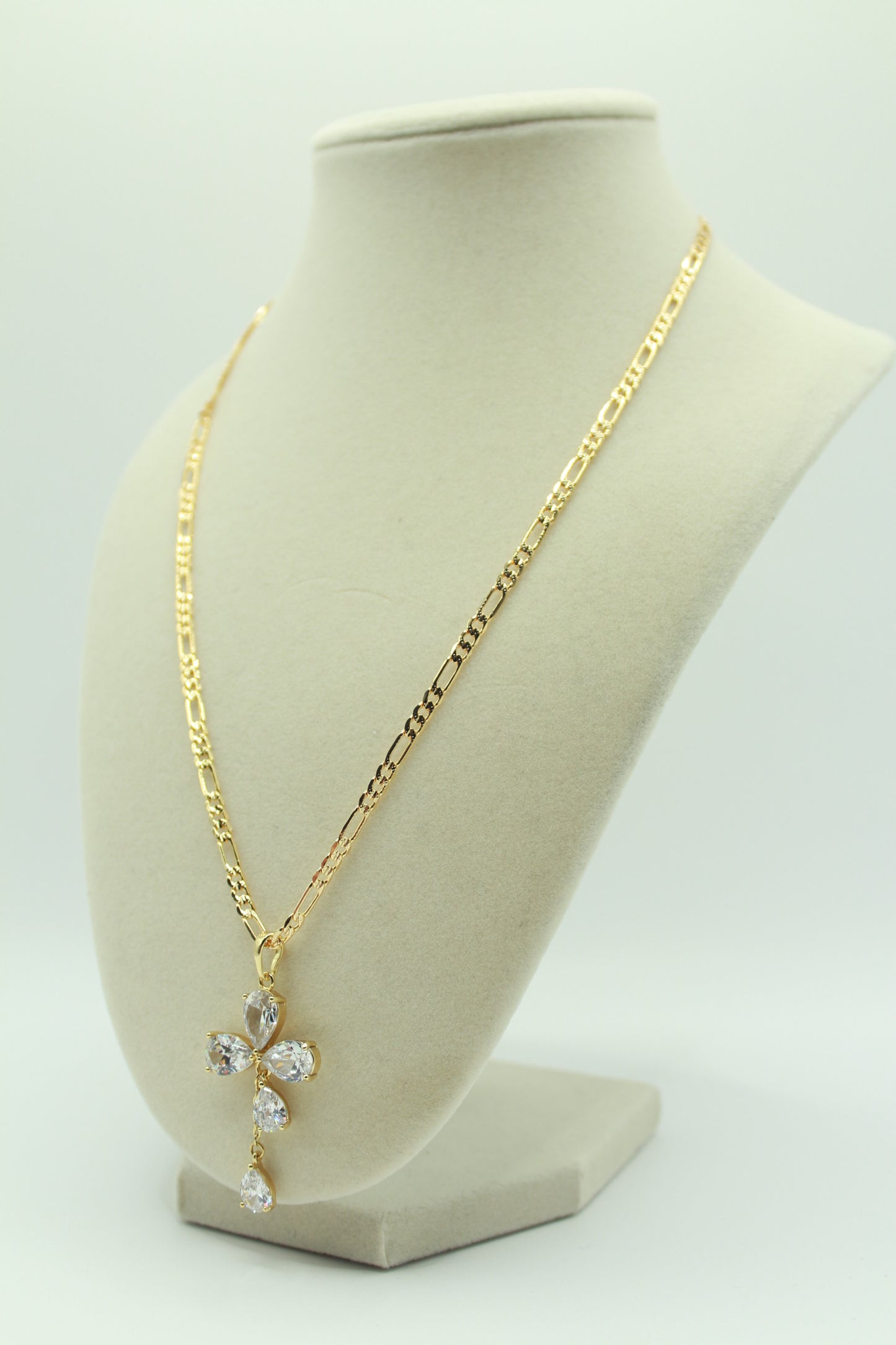 Gold-Plated 18K Cross Diamond Pendant – Elegant Tear-Drop Design