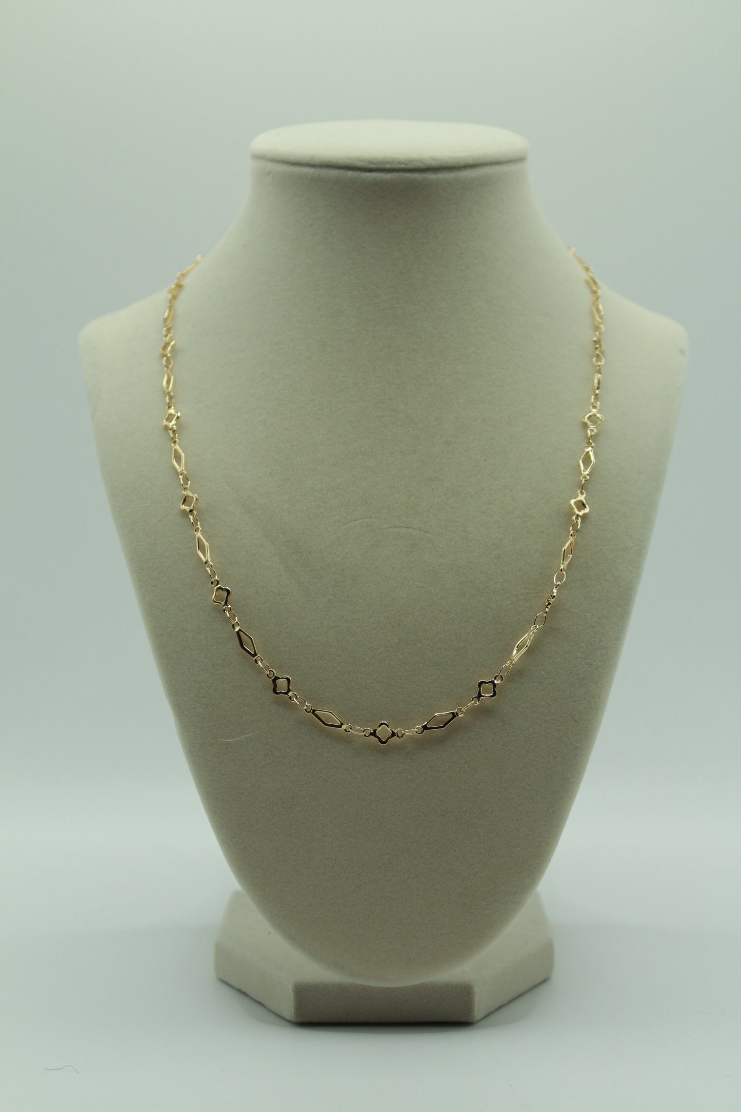 Gold Plated Floral Geometric Pattern Chain 20"